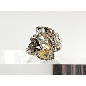 Sarah Coventry Silver T Heart Shaped Rhinestone Accented Vintage Ring - sz 7.75